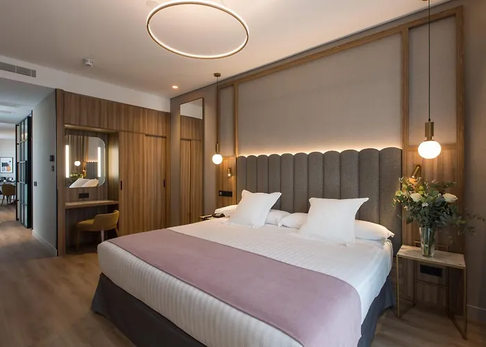 Giralda CenterAlbergo